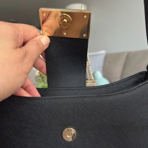 Kate Spade Elegant Black Shoulder Bag - Picture 9 of 14